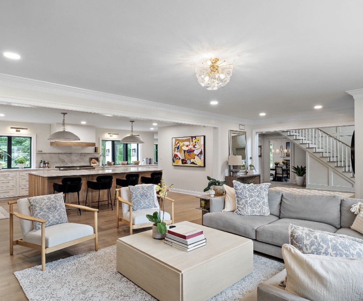 Open living space with layered lighting